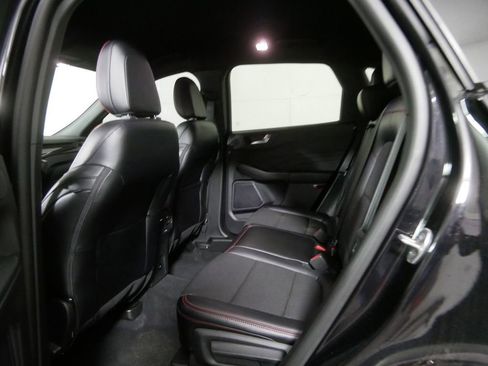 Used 2024 Ford Escape ST-Line Select w/ Tech Pack #2 AWD/4WD image 16