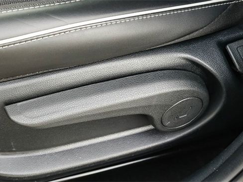 Certified 2023 Hyundai Venue Limited image 23