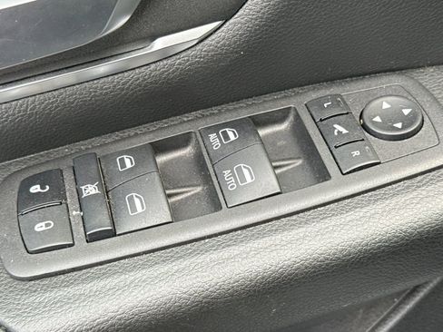 Used 2024 RAM 1500 Big Horn image 11