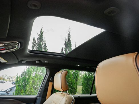 Used 2024 Jeep Grand Cherokee L Summit w/ Advanced Protech Group IV image 28