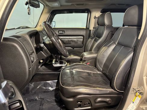 Used 2008 HUMMER H3 Luxury AWD/4WD image 9