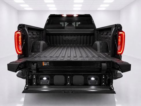 Used 2025 GMC Sierra 1500 Denali AWD/4WD image 12
