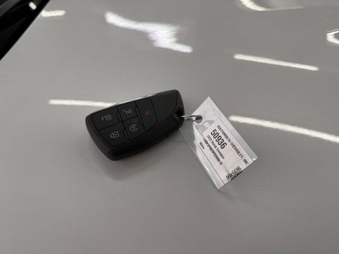 Used 2023 Buick Envision Essence w/ Sport Touring Package AWD/4WD image 30