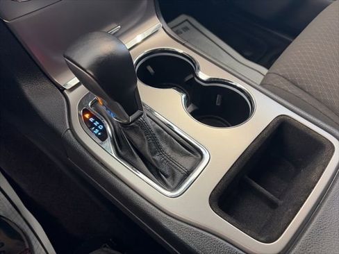 Used 2018 Jeep Grand Cherokee Laredo image 19