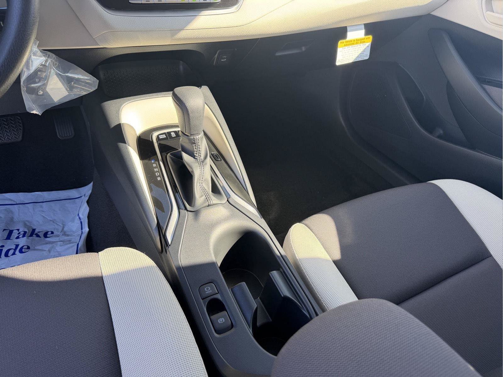 New 2027 Toyota Corolla LE FWD image 18