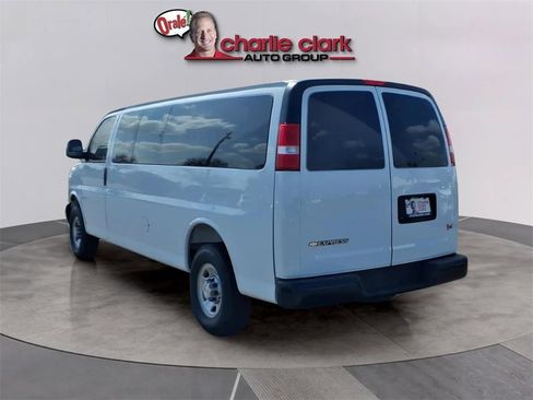 Used 2025 Chevrolet Express 3500 LS image 3