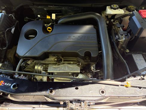 Used 2025 Chevrolet Equinox LT FWD image 27