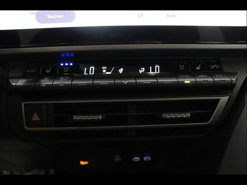 Used 2026 Toyota Camry XSE w/ Premium Package AWD/4WD image 28