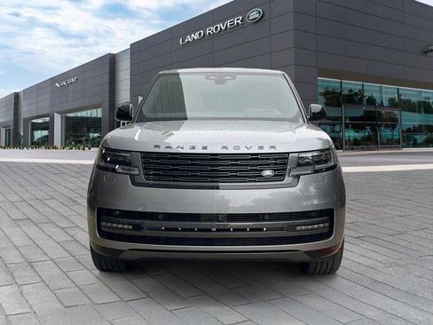 New 2026 Land Rover Range Rover Long Wheelbase SE AWD/4WD image 8