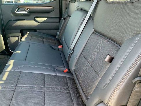 Certified 2023 Chevrolet Silverado 1500 High Country w/ High Country Premium Package AWD/4WD image 25