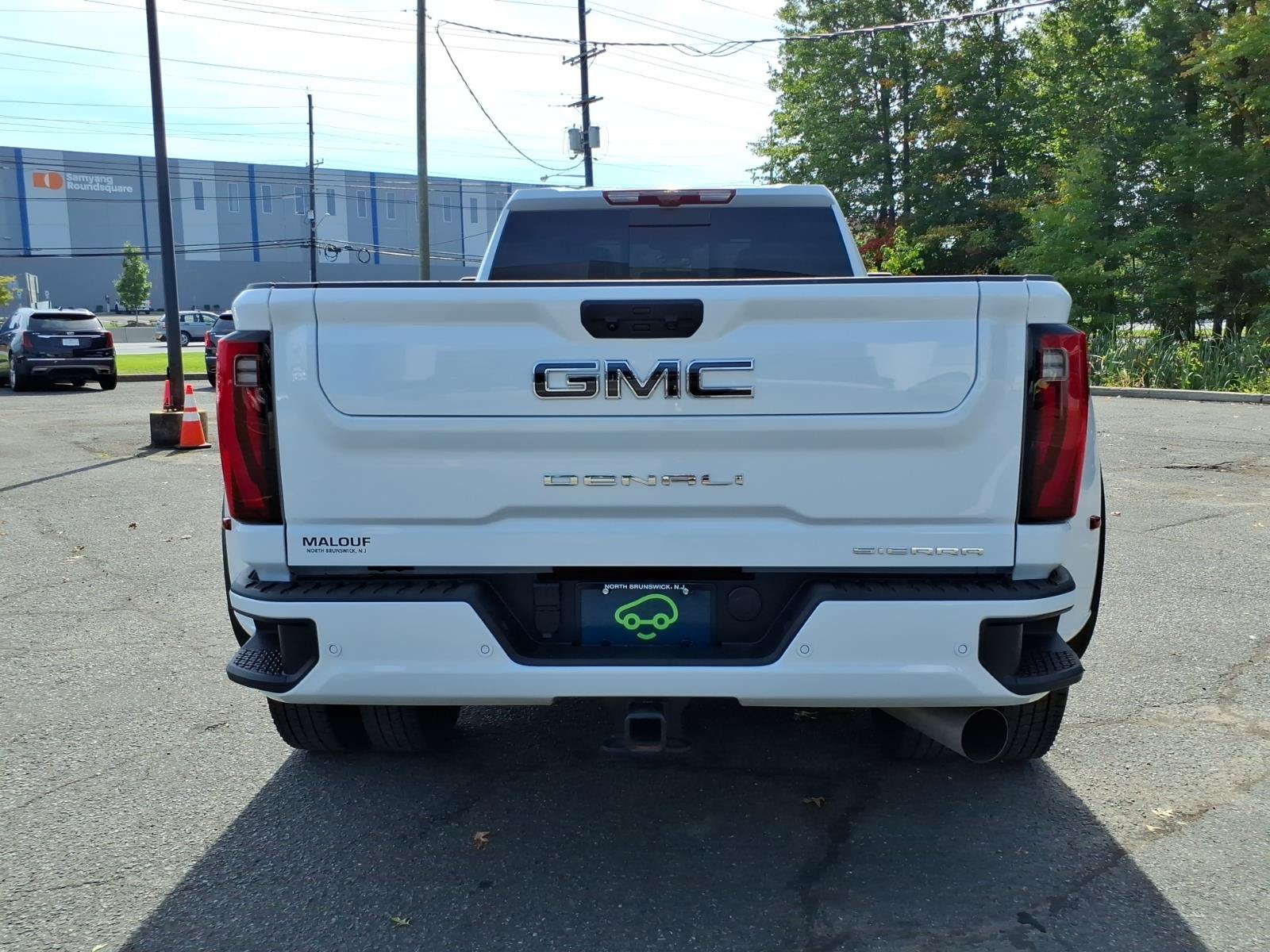 Certified 2026 GMC Sierra 3500 Denali Ultimate AWD/4WD image 4