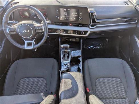 Used 2023 Kia Sportage LX image 17