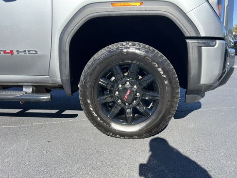 Used 2024 GMC Sierra 2500 AT4 w/ AT4 Preferred Package image 12