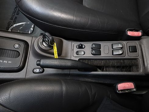 Used 2003 Saab 9-3 SE FWD image 38