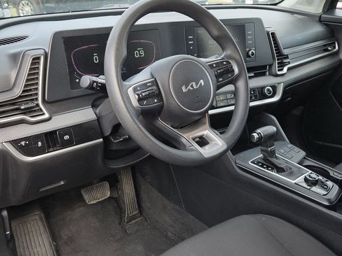 Used 2023 Kia Sportage LX image 26