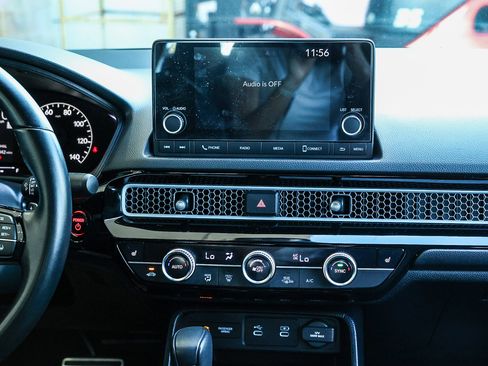 Certified 2025 Honda Civic Sport Touring image 19