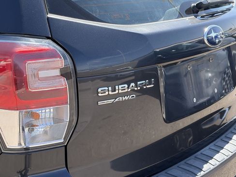 Used 2017 Subaru Forester 2.5i w/ Alloy Wheel Package AWD/4WD image 9