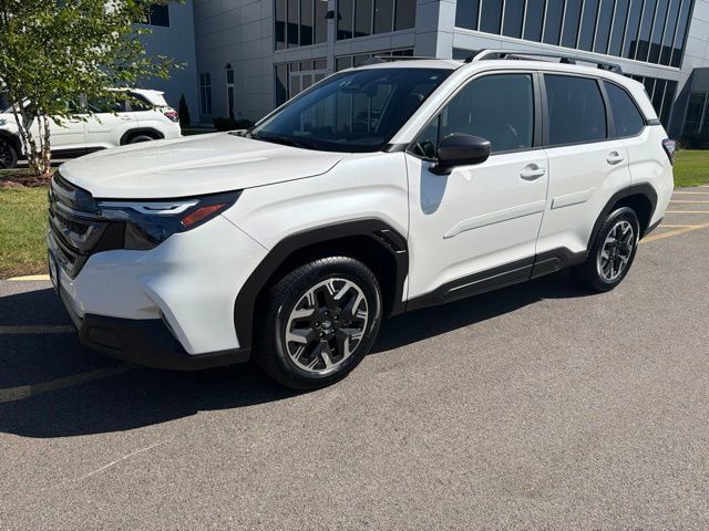 Certified 2025 Subaru Forester Premium AWD/4WD image 1