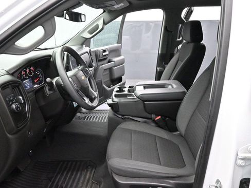 Used 2022 Chevrolet Silverado 1500 Custom w/ Safety Confidence Package RWD image 12