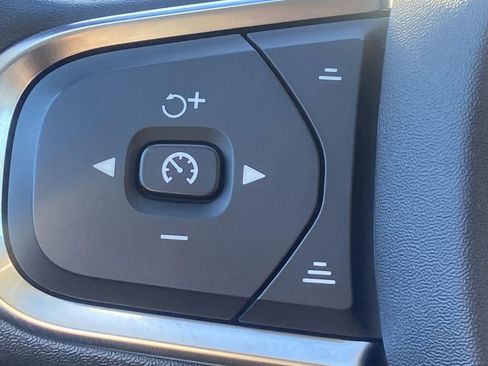 Used 2024 Volvo S60 B5 Core image 37