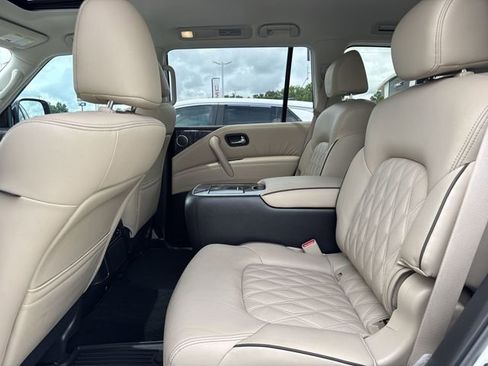 Used 2024 Nissan Armada Platinum w/ Captain's Chairs Package AWD/4WD image 9