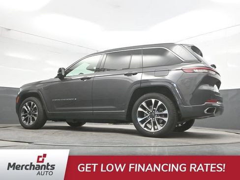 Used 2023 Jeep Grand Cherokee Overland AWD/4WD image 36