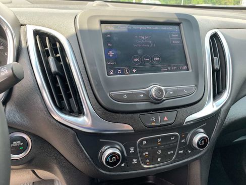 Certified 2023 Chevrolet Equinox LT AWD/4WD image 13
