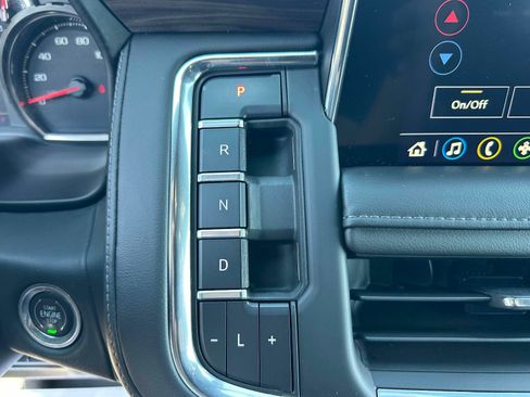 Used 2021 Chevrolet Tahoe LT AWD/4WD image 12