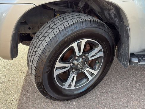 Used 2007 Toyota 4Runner SR5 image 8