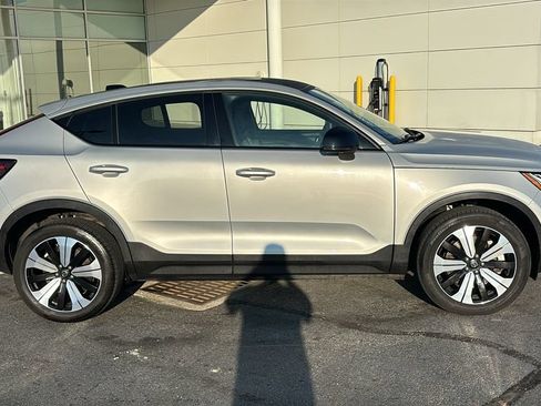 Certified 2023 Volvo C40 P8 Recharge Plus AWD/4WD image 28