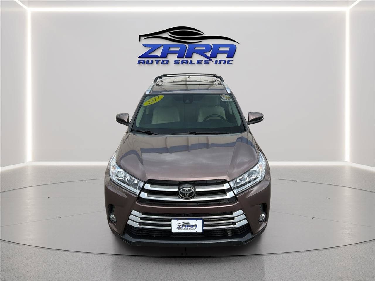 Used 2017 Toyota Highlander AWD V6 image 11