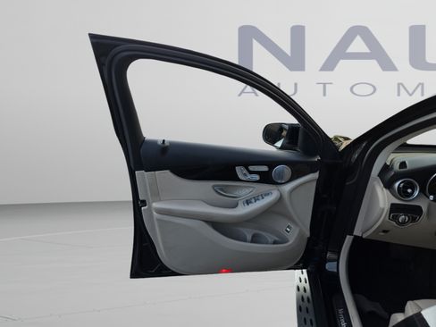 Used 2020 Mercedes-Benz GLC 300 4MATIC Coupe image 11