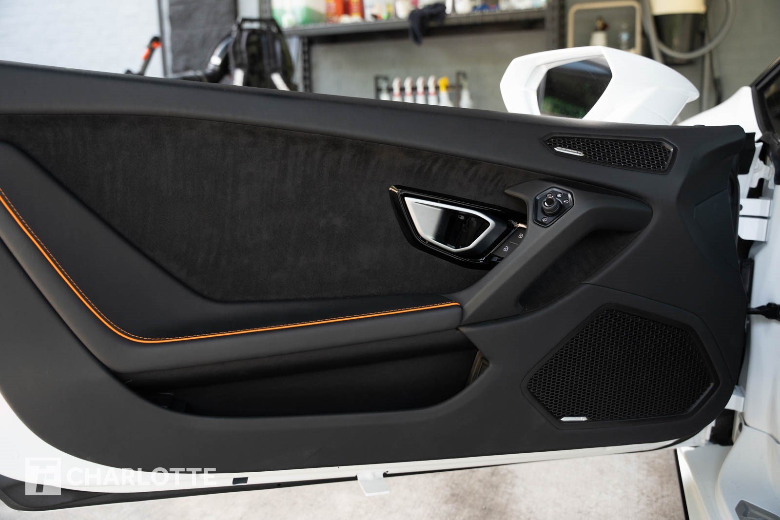 Used 2024 Lamborghini Huracan EVO AWD/4WD image 19