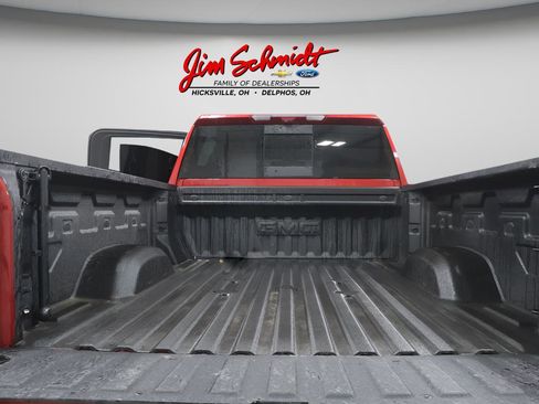 Used 2025 GMC Sierra 2500 AT4X AWD/4WD image 34