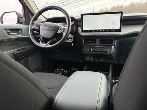 New 2025 Ford Maverick XL w/ Equipment Group 101A image 32