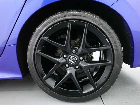 Certified 2024 Honda Civic Sport image 9