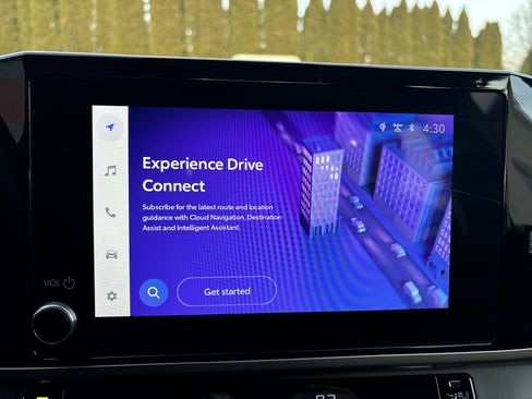 Used 2025 Toyota Camry LE image 26