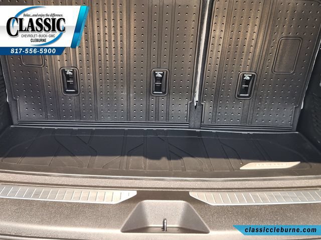 Used 2026 Chevrolet Tahoe Premier RWD image 32