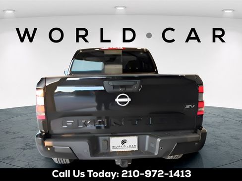 Used 2024 Nissan Frontier SV w/ SV Convenience Package image 6