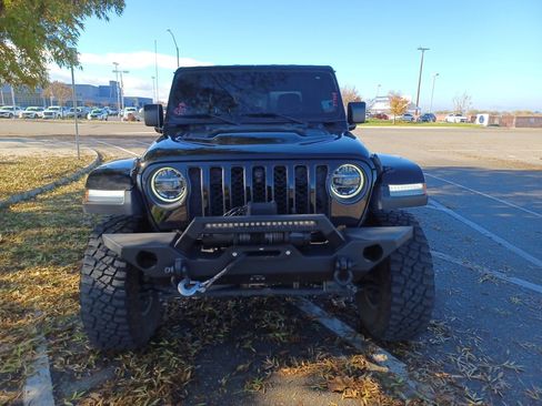 Used 2022 Jeep Gladiator Rubicon w/ LED Lighting Group image 2