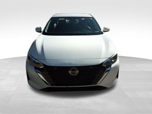 Certified 2024 Nissan Sentra SV image 10