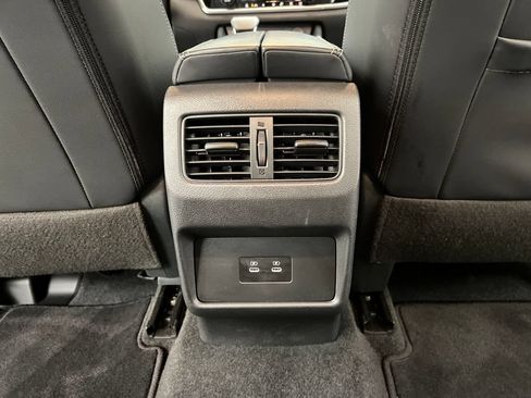Used 2026 Nissan Rogue SL FWD image 24