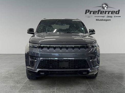 New 2026 Jeep Grand Wagoneer 4WD image 11