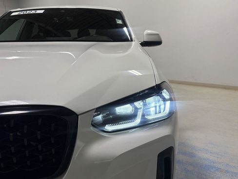 Used 2023 BMW X4 xDrive30i w/ M Sport Package AWD/4WD image 33