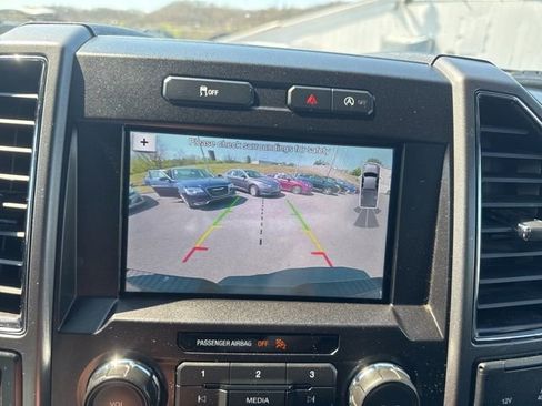 Used 2018 Ford F150 XLT w/ Equipment Group 302A Luxury AWD/4WD image 17