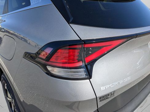 Used 2023 Kia Sportage LX image 39