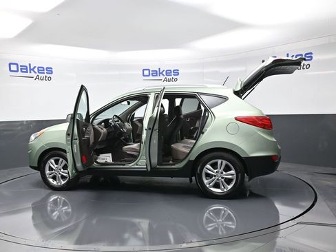 Used 2011 Hyundai Tucson GLS image 52