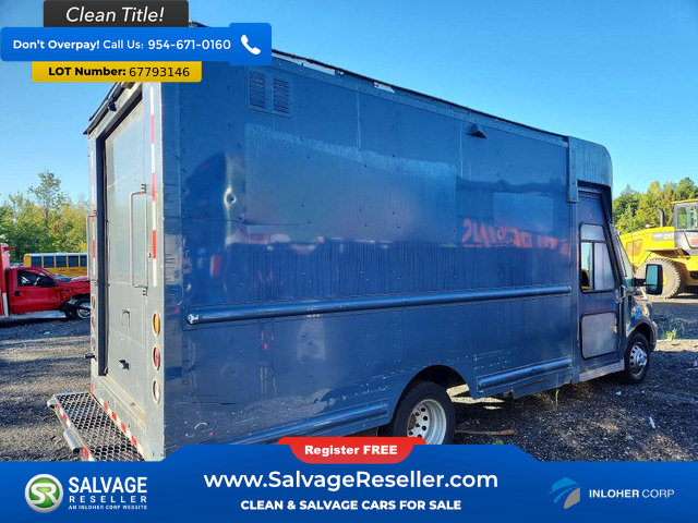 Used 2021 Ford Transit 350 DRW RWD image 4