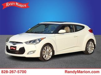 Used 2013 Hyundai Veloster w/ Style Pkg image 1