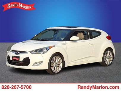 Used 2013 Hyundai Veloster w/ Style Pkg